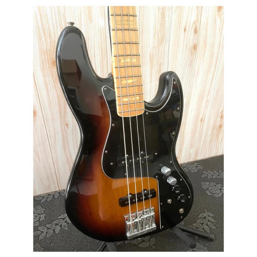 Bass (2nd) Fender Jazz Bass - Marcus Miller signature - Mexico