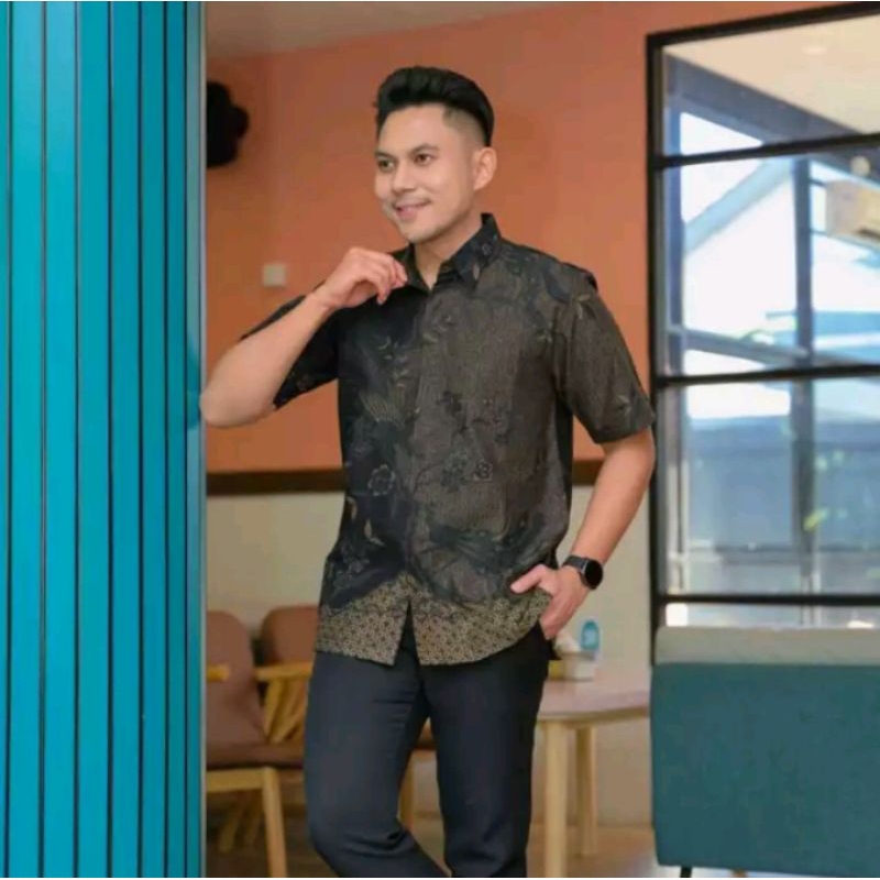 Batik Pria Lengan Pendek Batik Exclusive