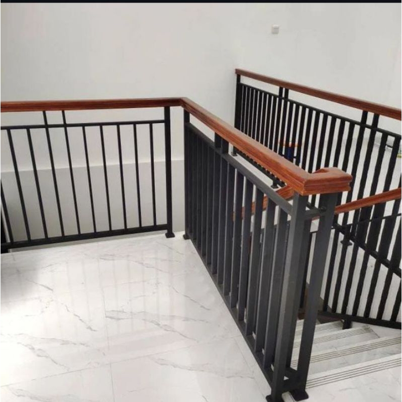 reling tangga minimalis pegangan kayu