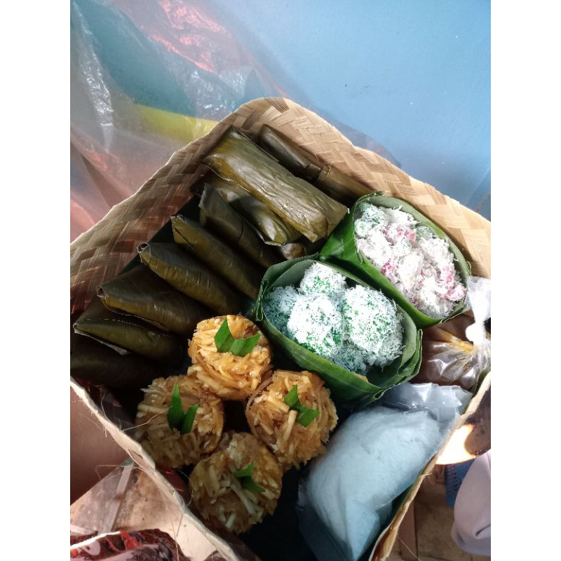 

Kue Lupis Mix Besek