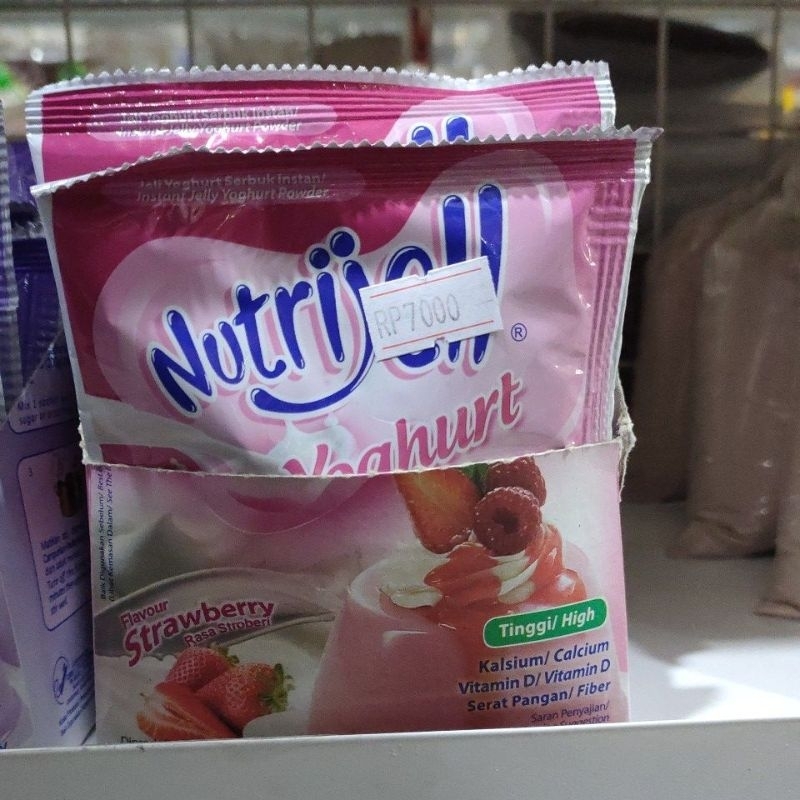 

Nutrijell Yoghurt Rasa Strawberry Kemasan 35gr