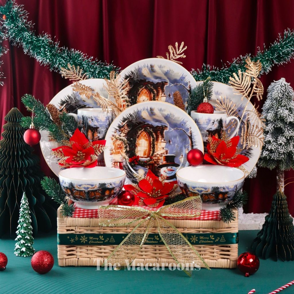 

Parsel Natal Premium isi Dinnet Set / Christmas Parcel Hampers isi Cangkir Piring