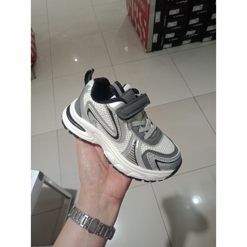 sepatu anak nevada original brand matahari