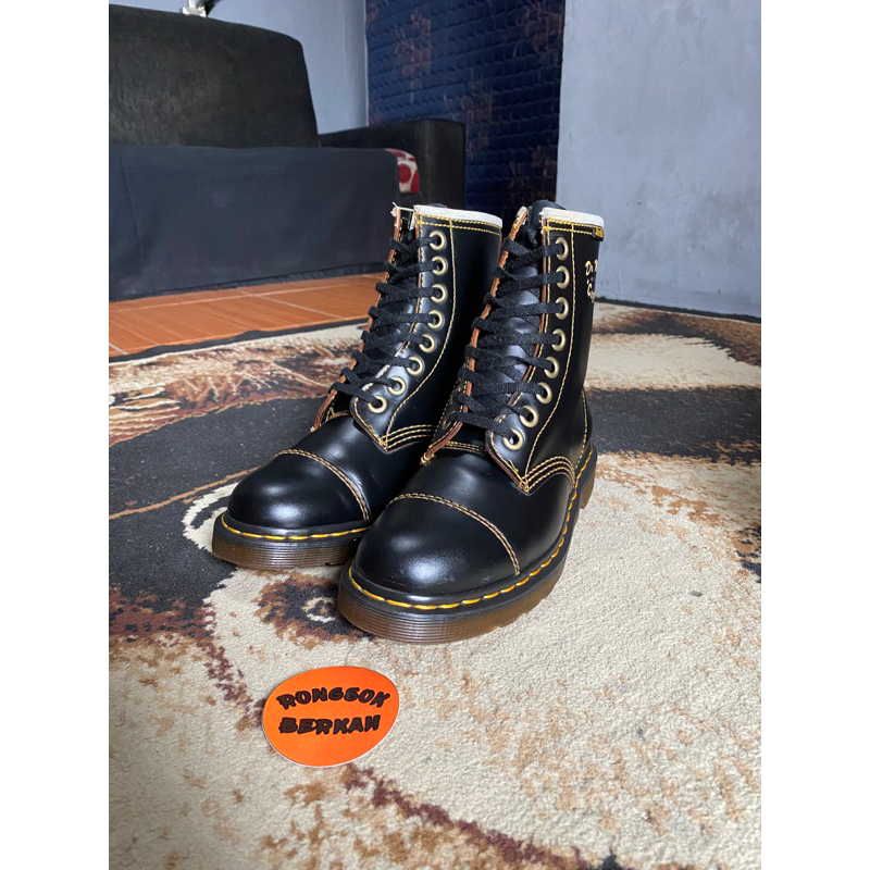 dr martens cappers vintage smooth (8 hole) *vintage and rare item