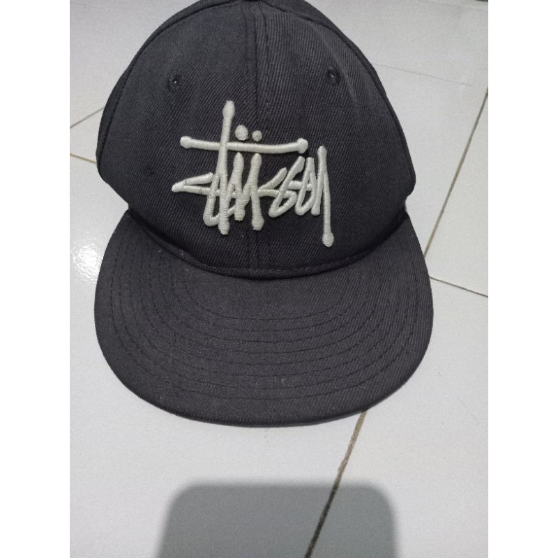 topi stussy vintage second