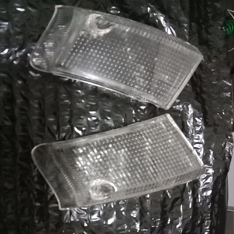 Mika sein depan Suzuki Tornado