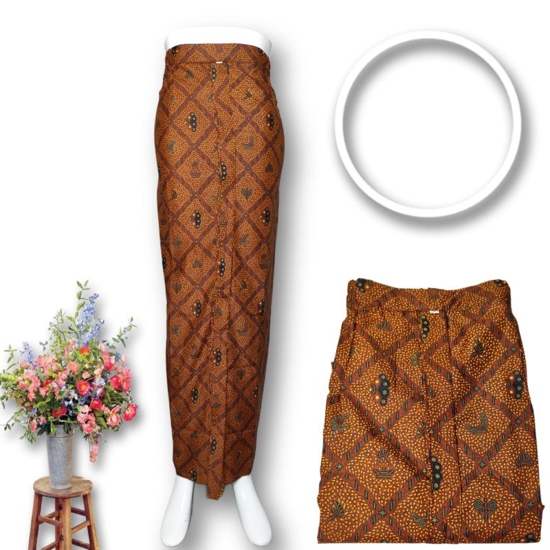 rok batik bawahan kebaya // rok batik wiru // rok wiru batik // bawahan kebaya batik