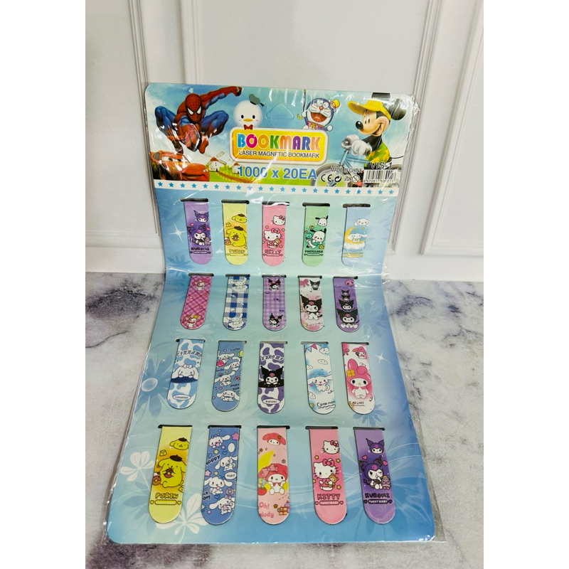 

PEMBATAS BUKU MAGNET SANRIO PERLEMBAR