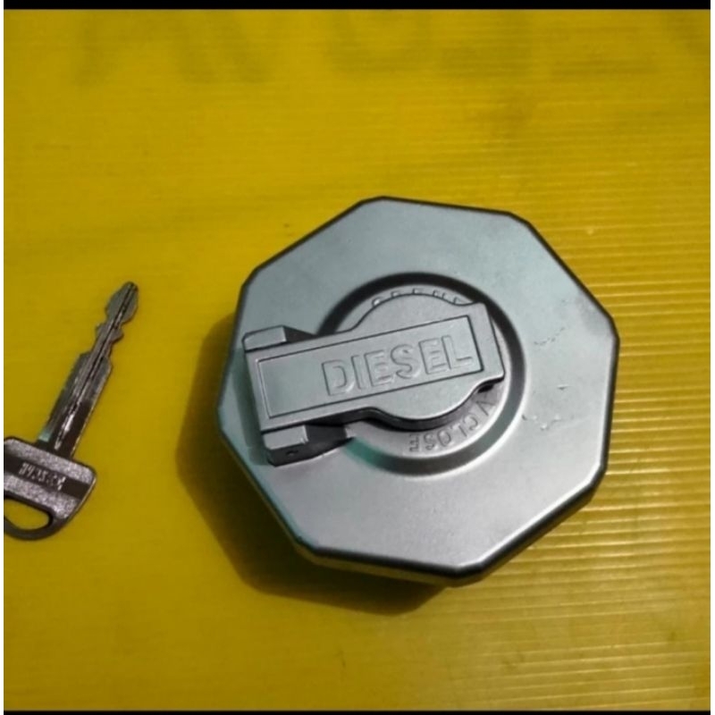 tutup tangki solar Isuzu giga ori