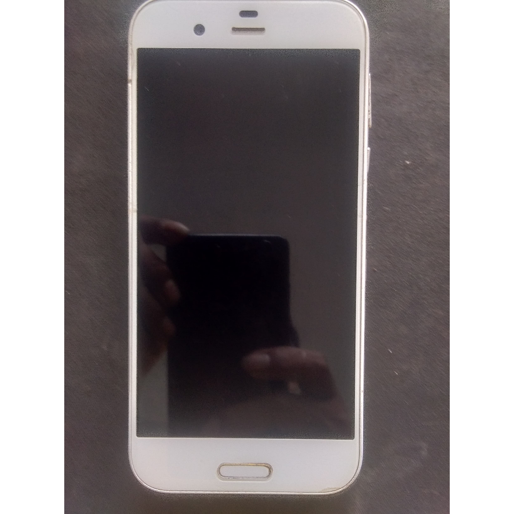 MESIN SHARP AQUOS R SHV39 4/64