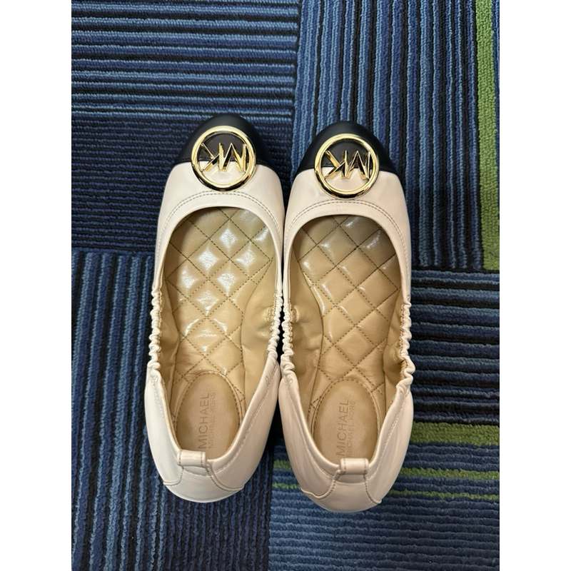 Preloved Like New Flat Shoes Michael Kors Carmen Ballet Flats