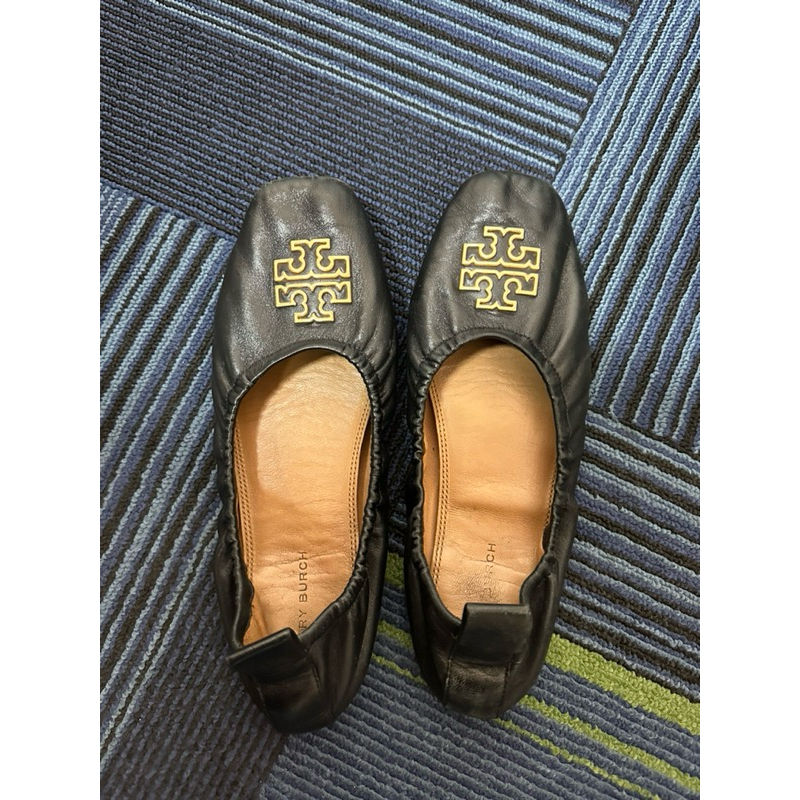 Preloved Tory Burch Britten Ballet Sheep Plume Black