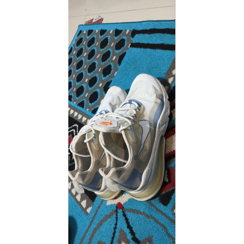 Sepatu Nike Air 270 indigo