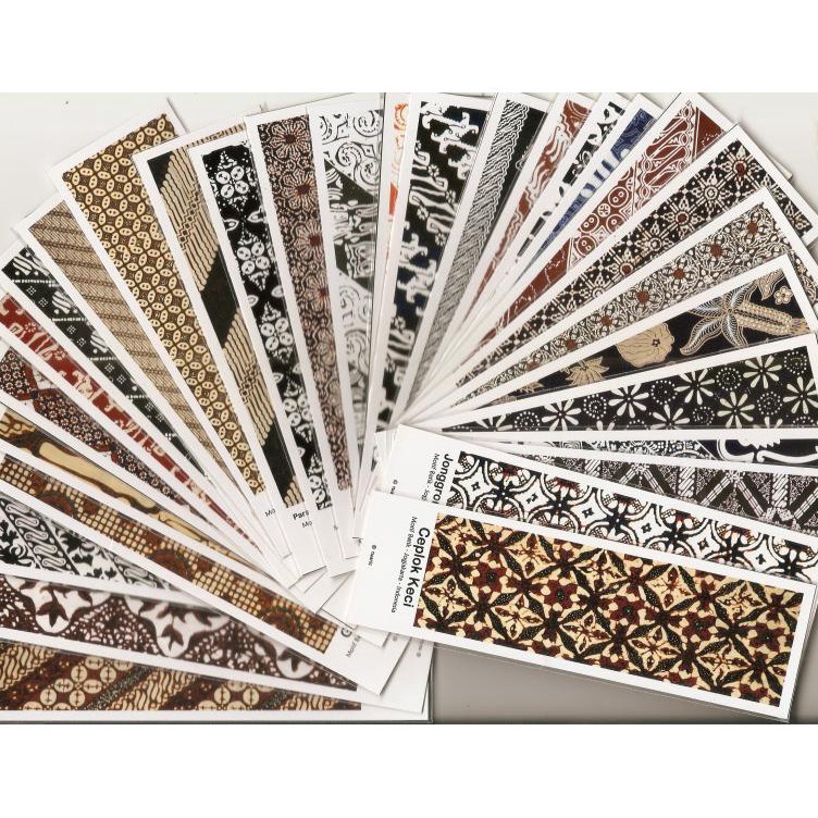 

New Stock 3 LEMBAR SELIPAN BUKU BATIK BATIK BOOKMARK DENGAN 3 MOTIF BATIK YANG BERBEDA