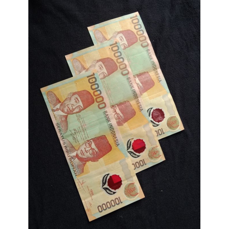 Uang kuno 100000 polymer tahun 1999