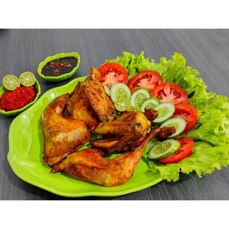 

Ayam Bumbu Kuning frozen 2 dada 2 paha