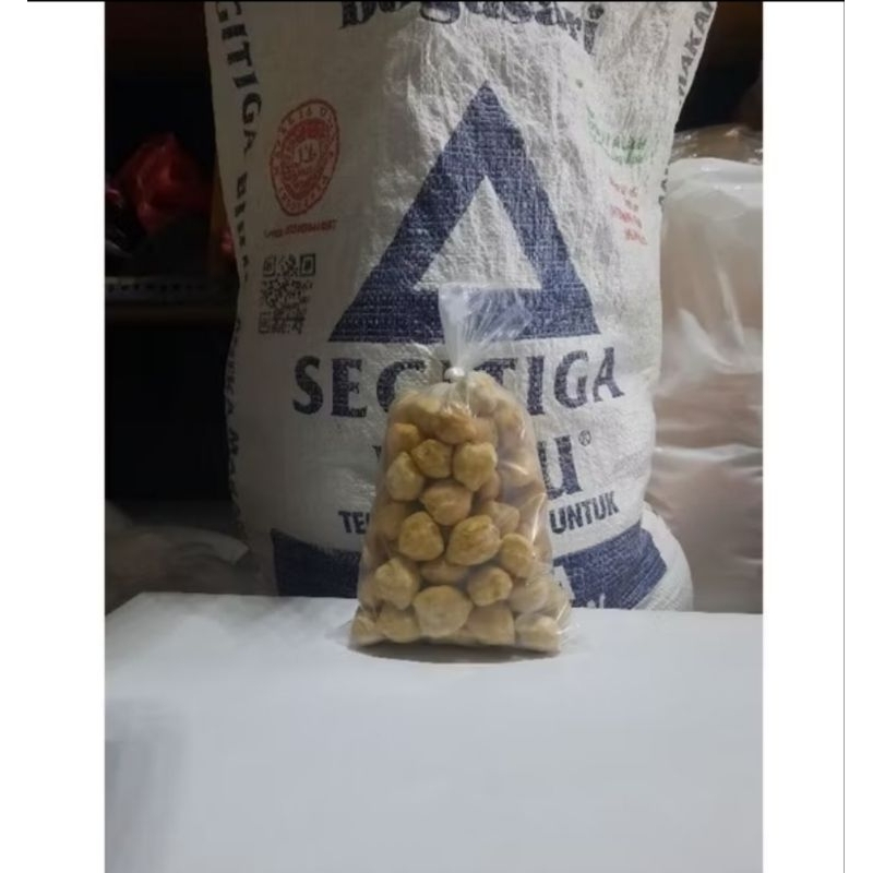 

Biji Kemiri Super Utuh / Kemiri Bulat 250 Gram