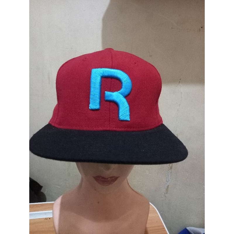 topi Reebok