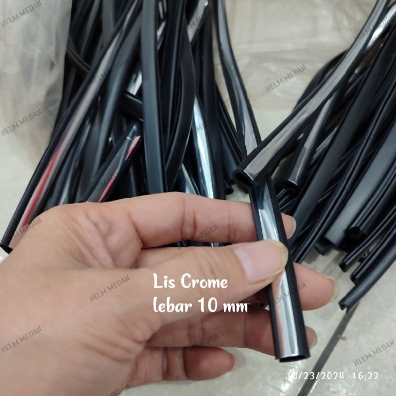 Lis Karet helm / Talang air helm per 1 meter