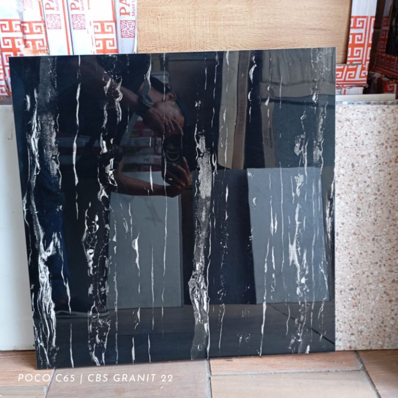 Granit Lantai Torch hitam corak putih. 60x60 D6113