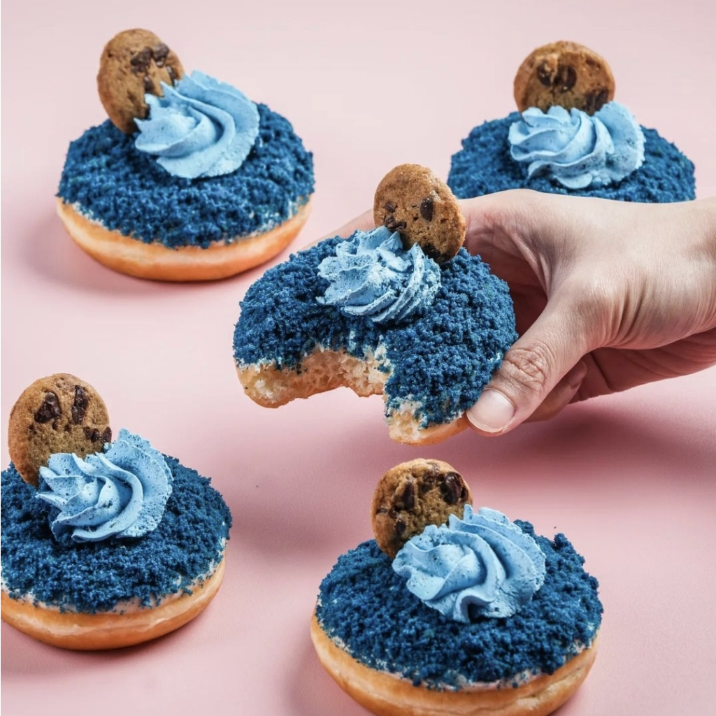 

Donat Krispy Kreme Dough Lab Collab Donut Kolaborasi Kue Snack Cemilan