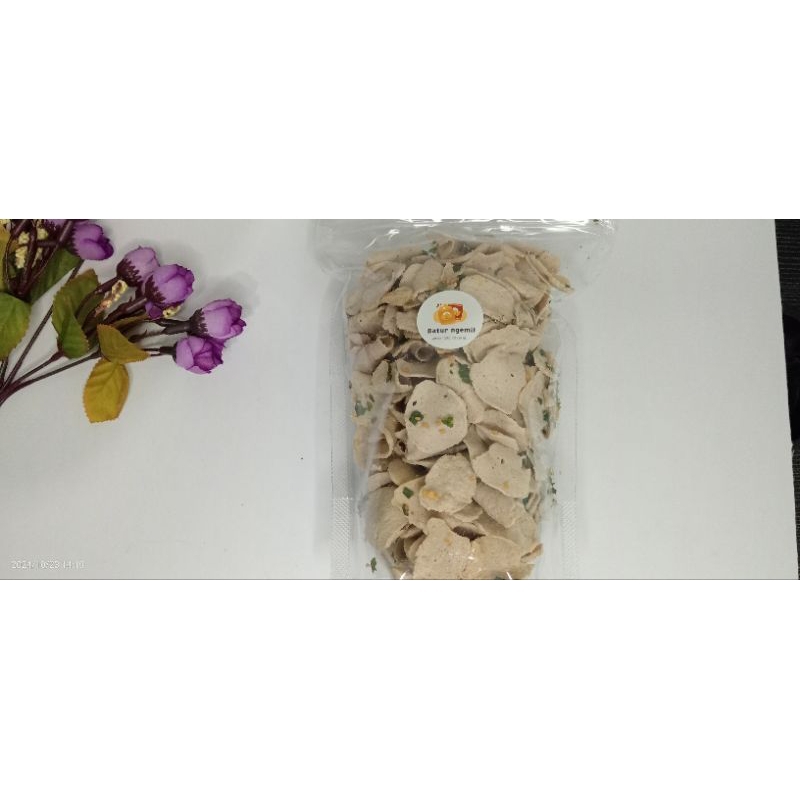 

Basreng Renyah Pedas daun jeruk berat 100 gram