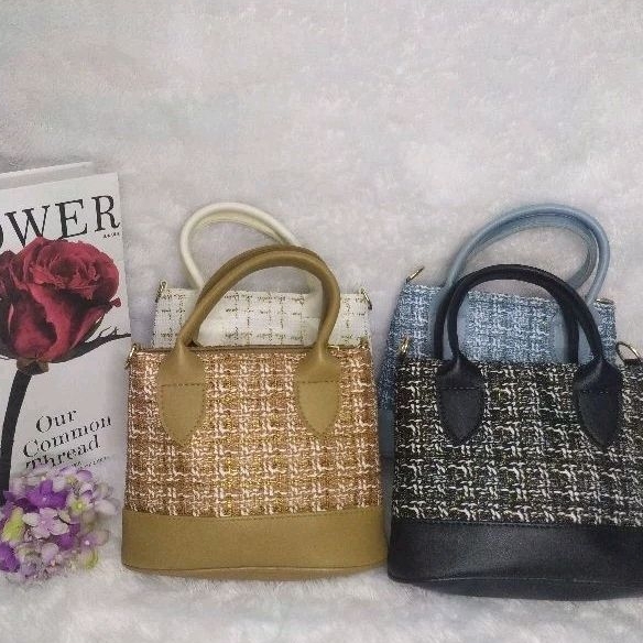 TAS LUCCA BAHAN KANVAS-MINISO tas wanita