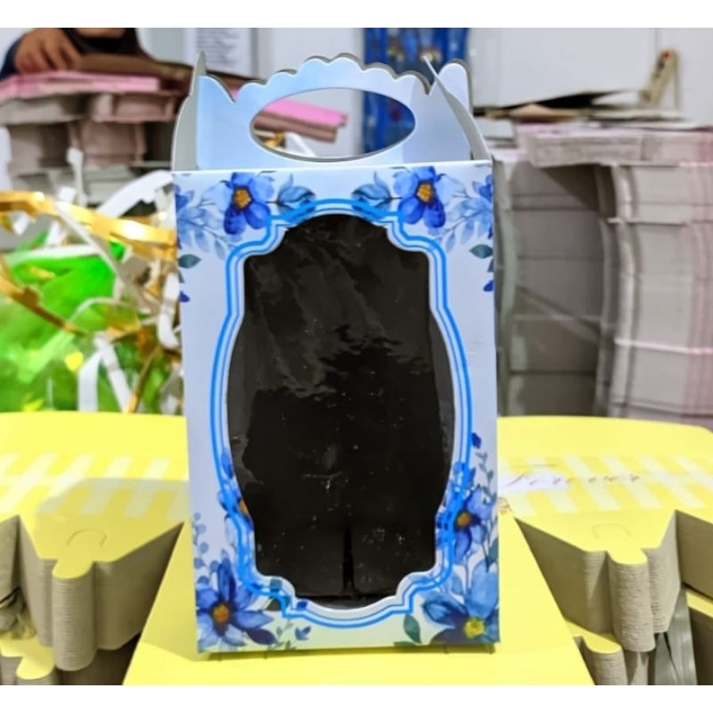 

BOX SOUVENIR 10x10x16 BIRUMUDA FLOWER (02) 310GRAM