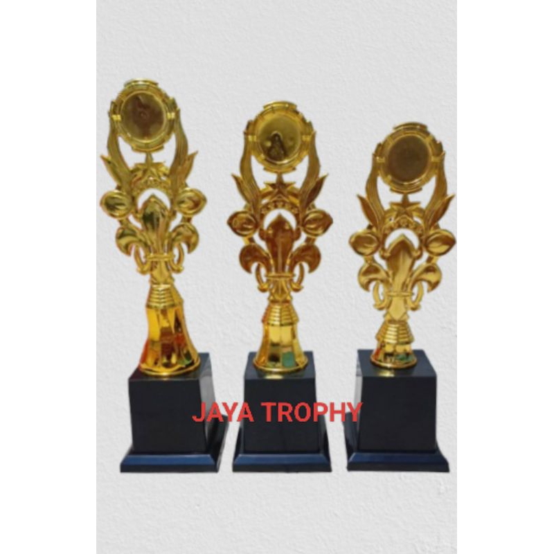 PIALA TROPHY SET 123 TUNAS KELAPA PRAMUKA