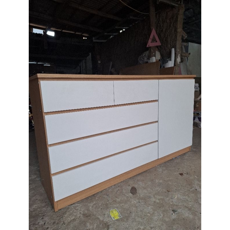 MEJA TV CABINET MODERN MINIMALIS