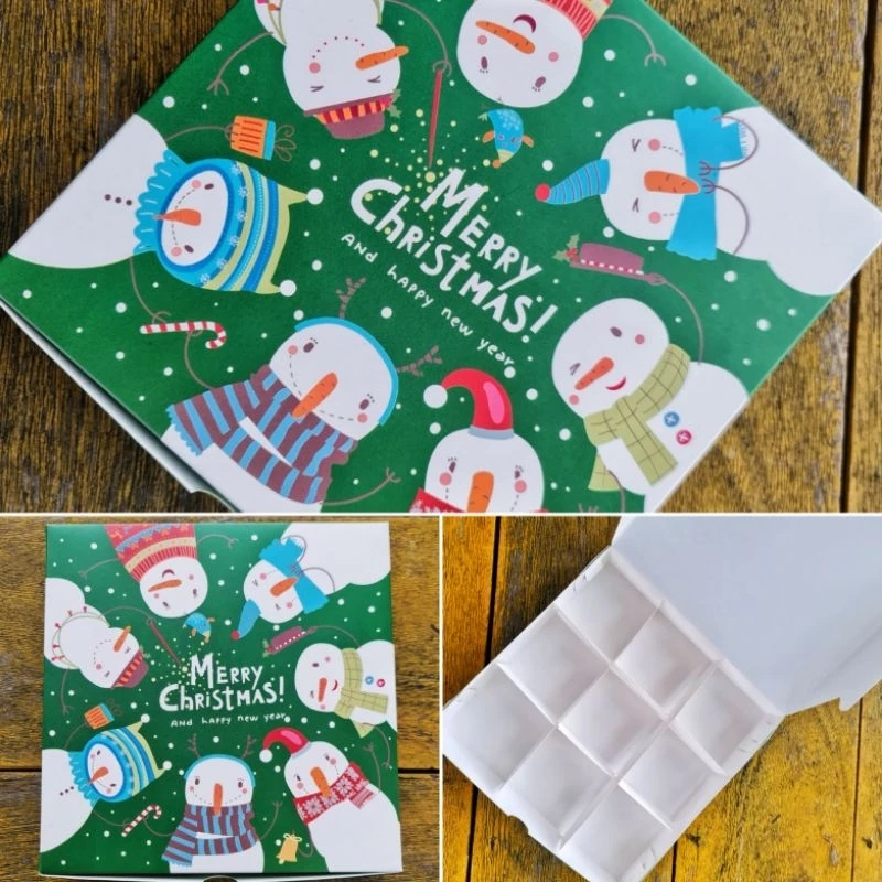 

( 10 pcs ) dus natal kemasan pie susu box sekat 9 ukuran 7.3x7.3 cm merry christmas motif snowman