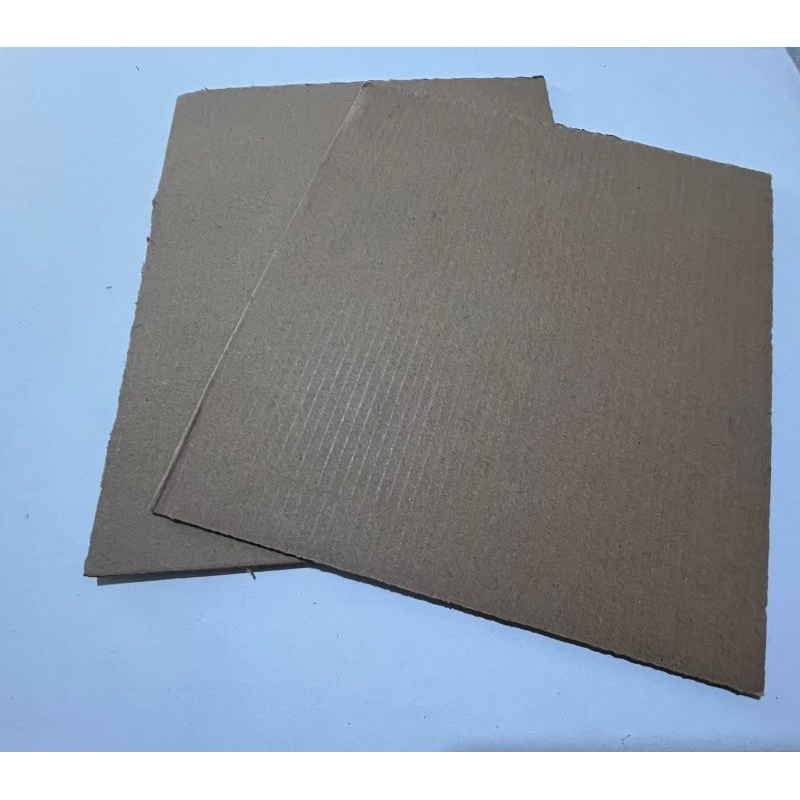 

Eflute 16x19 cm lembaran tebal 1-2 mm kmk125 kraft layer sekat single wall kemasan kardus dus box