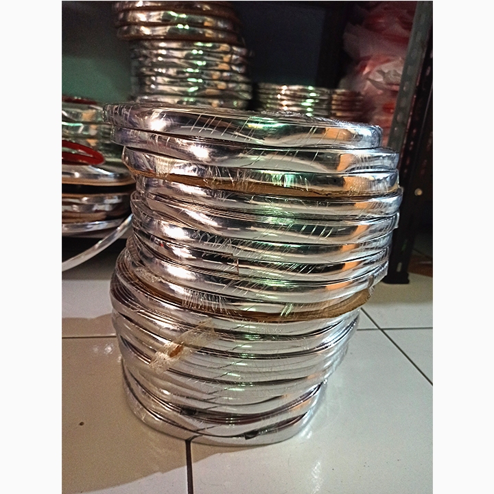 RB List Chrome Molding Mobil Universal Silver Kilap