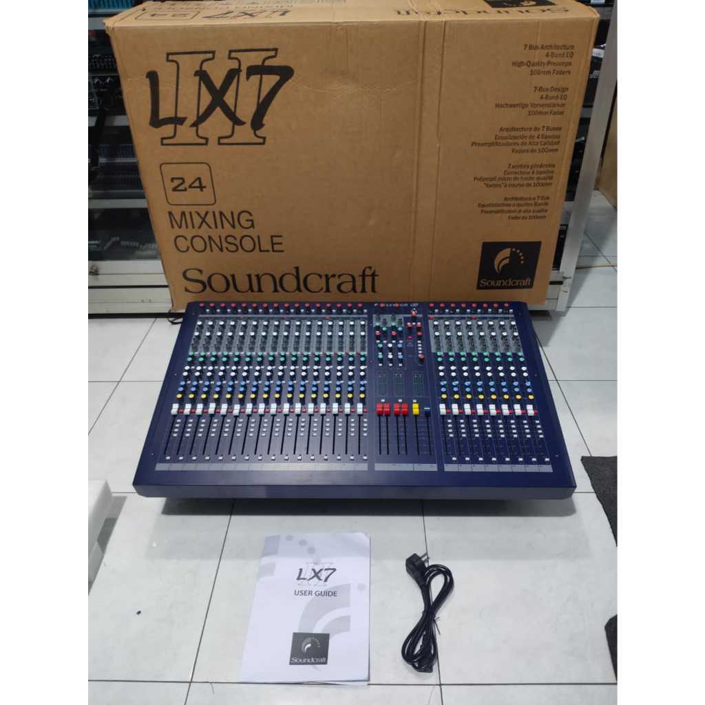 Mixer Audio SoundCraft LX7 24 Channel 6 Tone 6 Aux 4 Grup