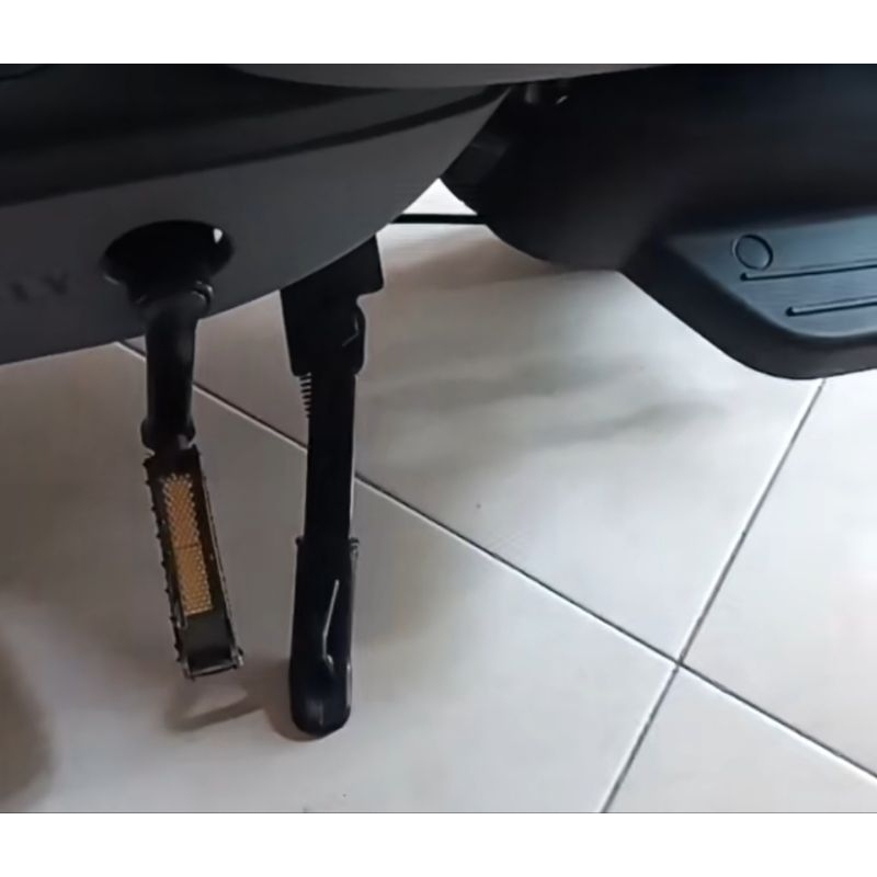 Standar samping sepeda listrik