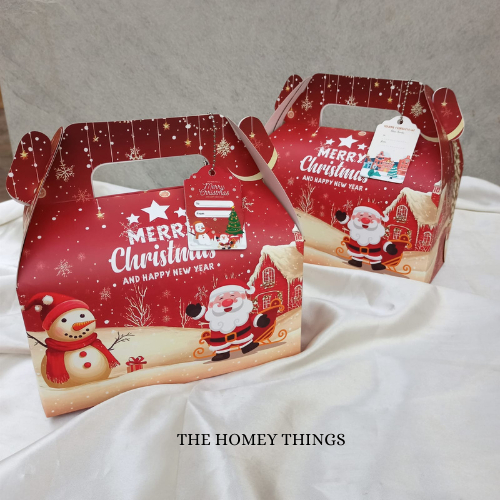 

GABLE BOX NATAL / BOX HAMPERS NATAL MERRY CHRISTMAS / PAPERBAG BINGKISAN DUS PARCEL HARI RAYA KEMASAN KUE KERING GABLE BOX TOPLES / JAR KUE HARI NATAL MERRY CHRISTMAS GABLE BOX 20X10X11 CM