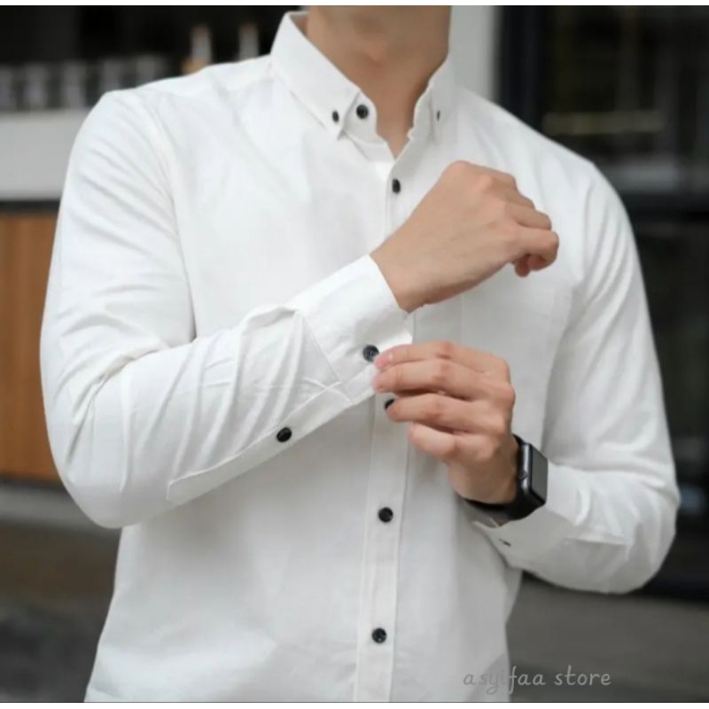 Kemeja Pria Putih Tulang Slim Fit Lengan Panjang Formal