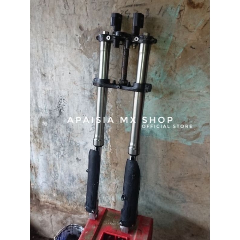 USD KLX DTRACKER OLD SHOCK DEPAN ORIGINAL COPOTAN MOTOR KONDISI NORMAL