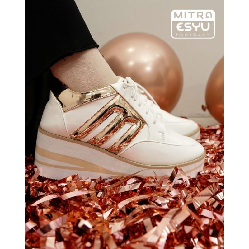 Hikaru Series sepatu wedges esyu