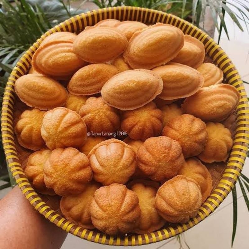 

KUE TRADISIONAL BAHULU SAMBAS | BOLUS KERING