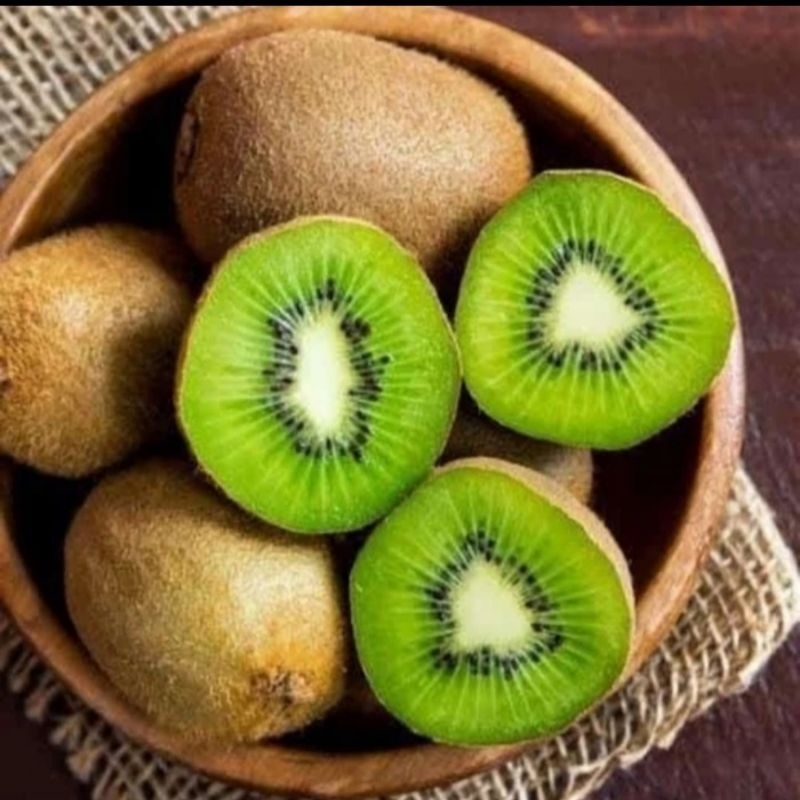 

Buah Kiwi Hijau Green Kiwi Fruit