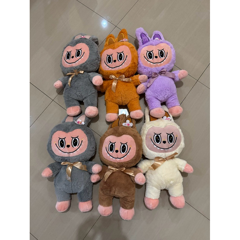 Boneka Labubu ukuran XL