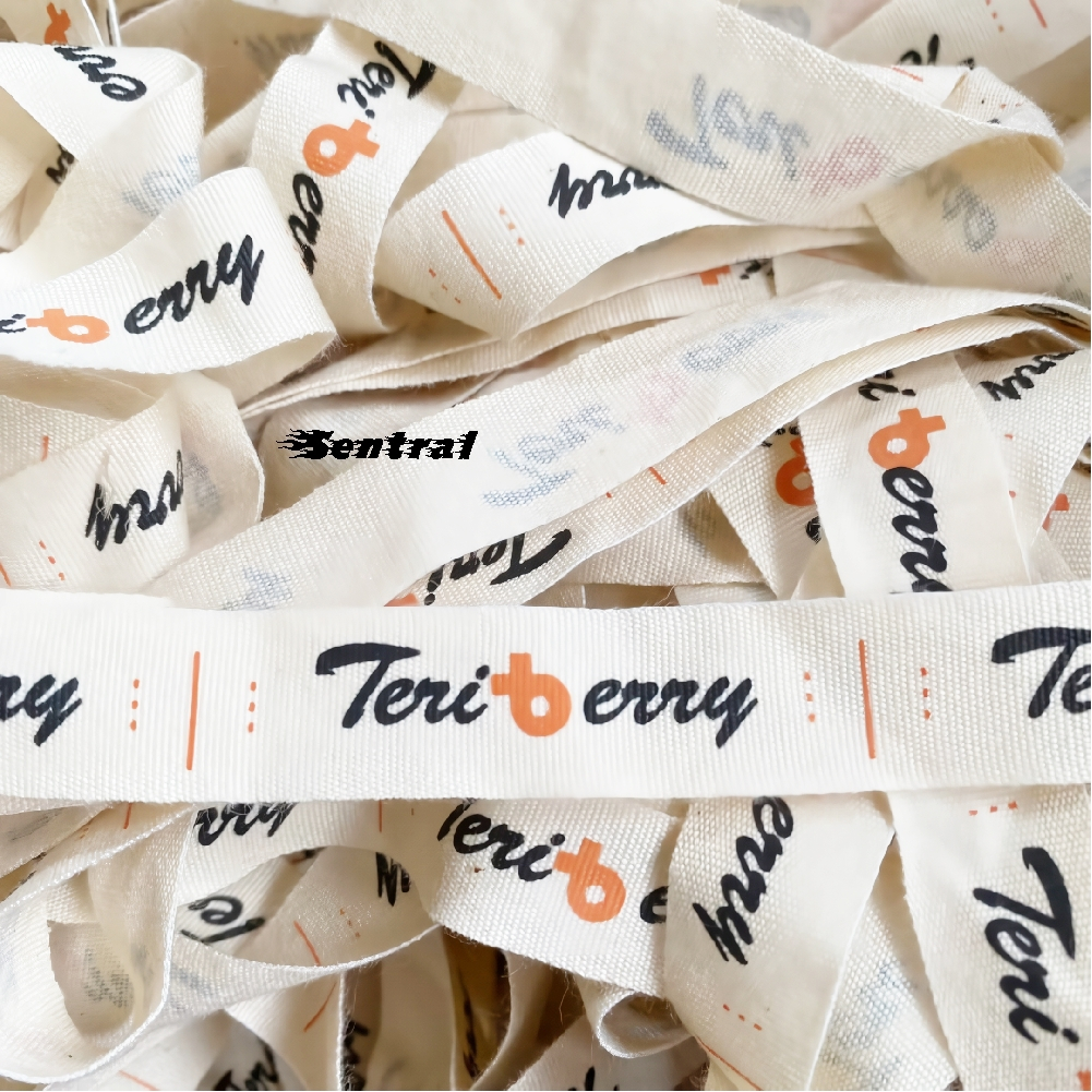 

Sentraljaya Label Baju / Label Hijab / Label Woven Damask Subtitute 100 pcs