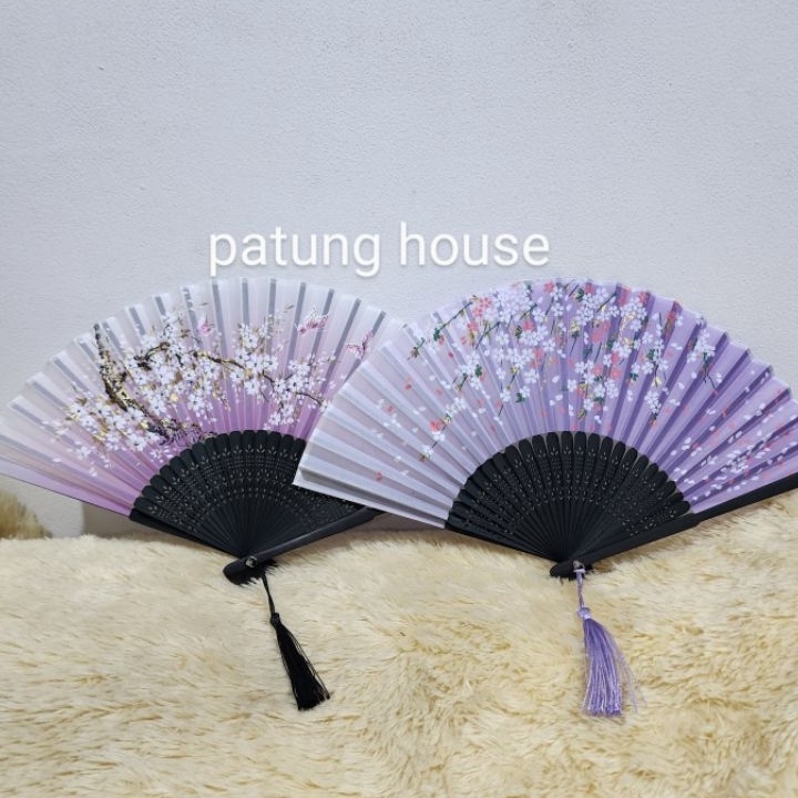 IMPOR TERBARU Kipas Lipat Tangan Souvenir Gaya China Jepang Tangkai Hitam