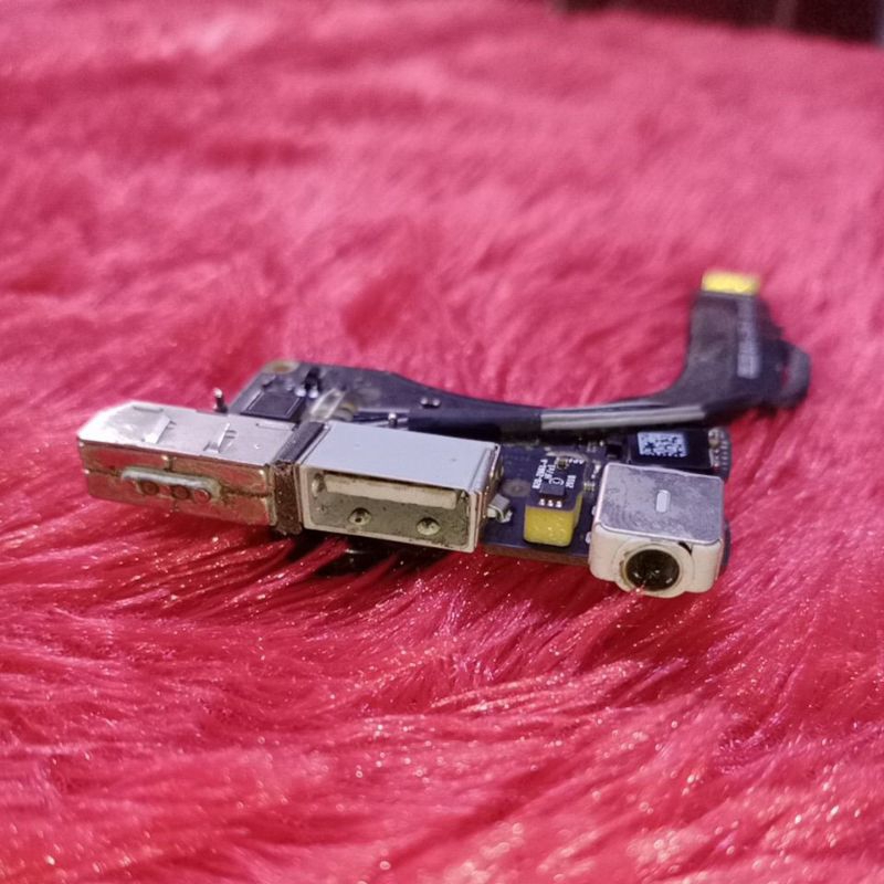 I/O board DC power apple MacBook air a1369 821-1339-A