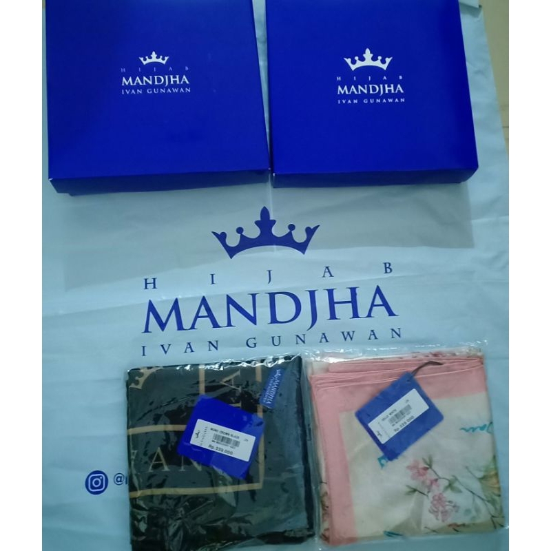 Mandjha 2 Pcs Motif Ivan Gunawan Fashion Scarf Original Hijab Belle White & Mono Crown Mahkota Emas2