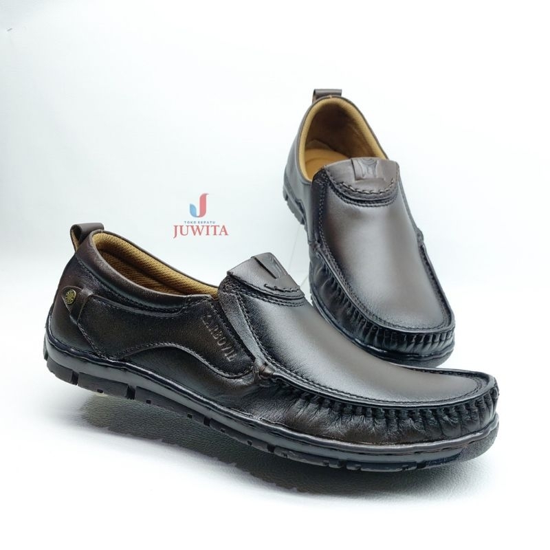 Sepatu kulit cowok pria model pansus moccasin merk karbovil