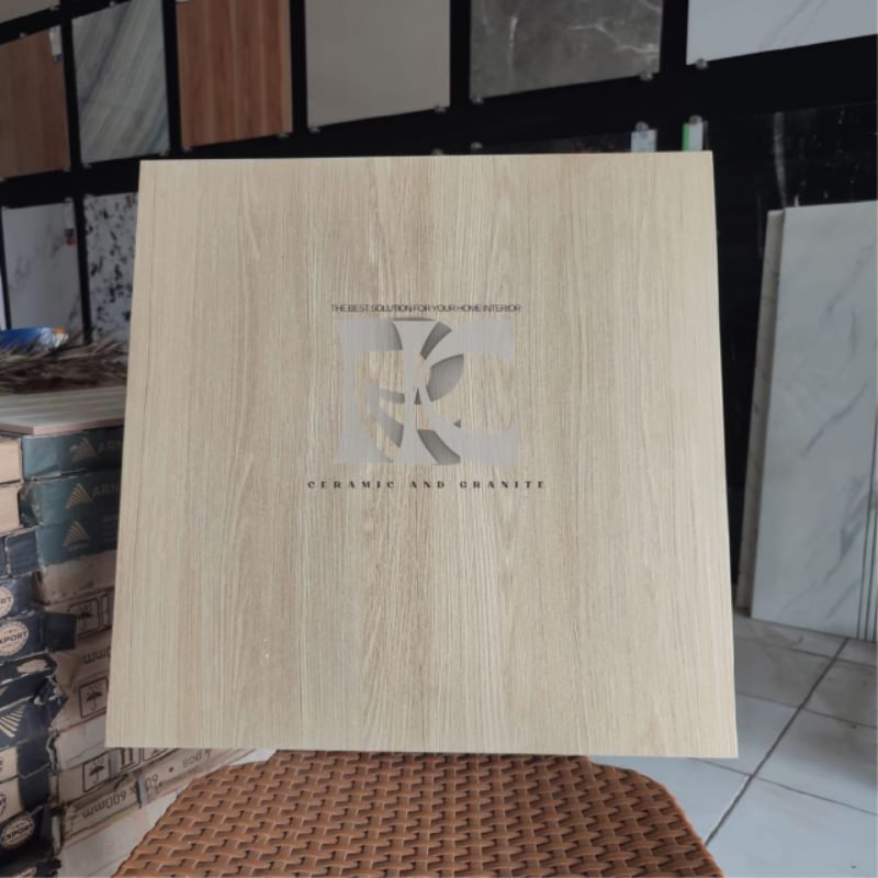 Keramik lantai 50x50 Lugano cream / matt