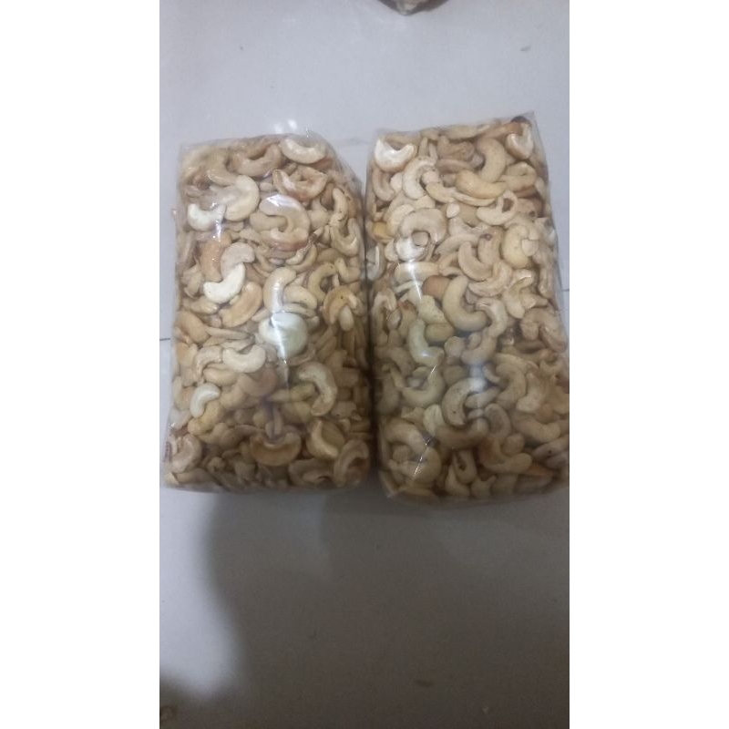 

Kacang mede patahan mentah 1 kg Termurah