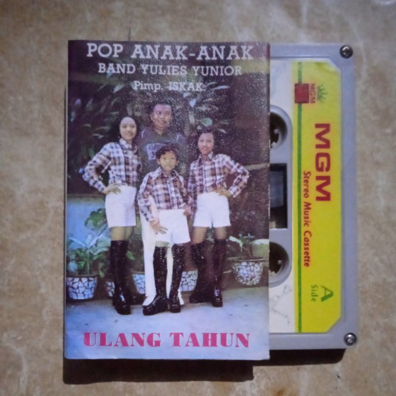 kaset pita yulies yunior pop anak anak